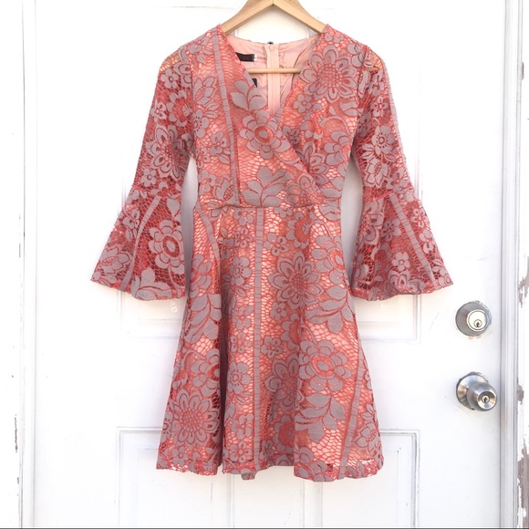 NEW Orange/Gray Floral Lace Bell Sleeve Dress - Picture 3 of 7